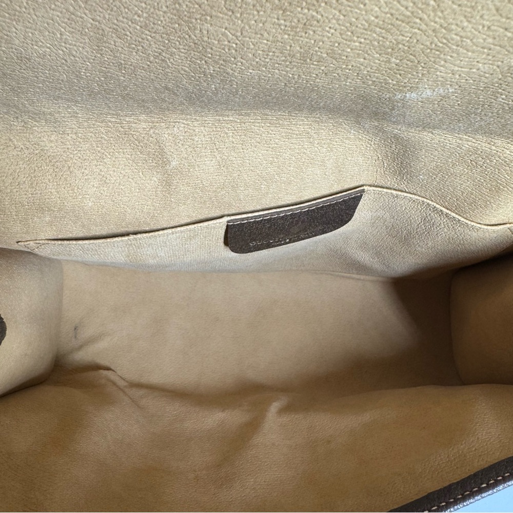Gucci Clutch - Picture 13 of 15